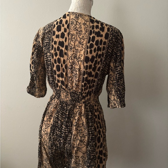 Zury Black and Tan Patterned Top - Picture 6 of 8